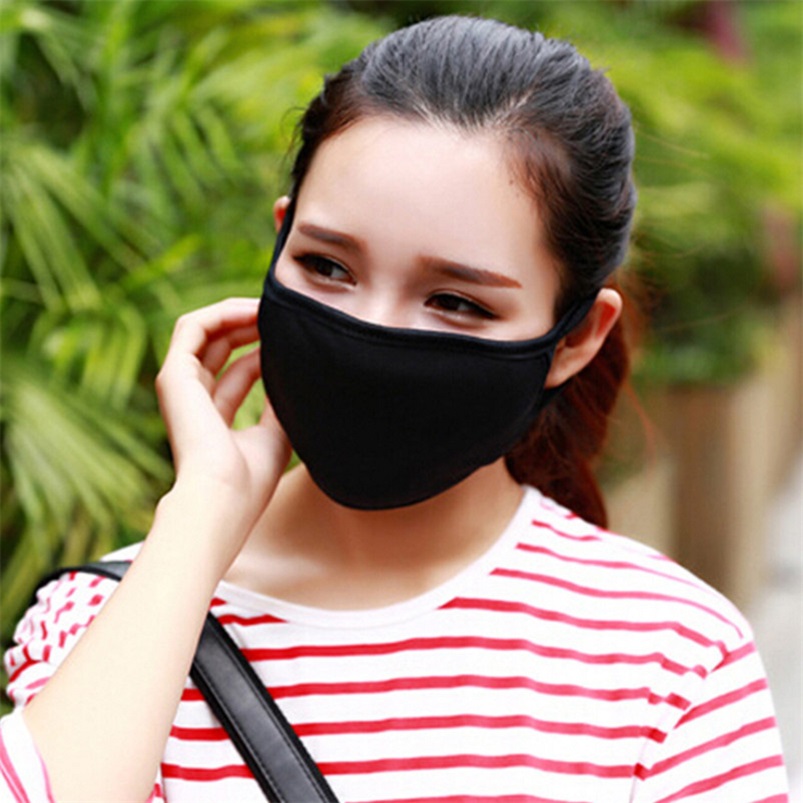 New Anti-Dust Masks Cotton Mask Mouth Face Mask Unisex Man Woman Cycling Wearing Black White Fashion High Quality
New Anti-Dust Masks Cotton Mask Mouth Face Mask Unisex Man Woman Cycling Wearing Black White Fashion High Quality