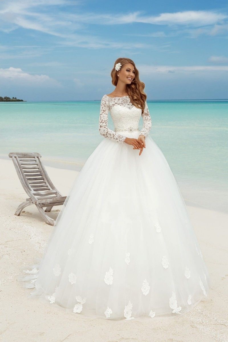 Vintage Lace Ball Gown Wedding Dresses Long Sleeves Jewel Neck Formal Bridal Gowns Appliques Sweep Train Arabic Wedding Dress Robe de marrie