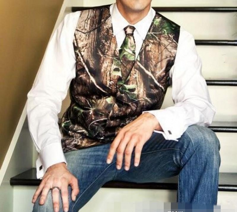 Custom Made Modest Camo Groom Vests Rustic Wedding Vest Tree Trunk Leaves Spring Camouflage Slim Fit Men's Vests 2 Piece Set (Vest+Tie)