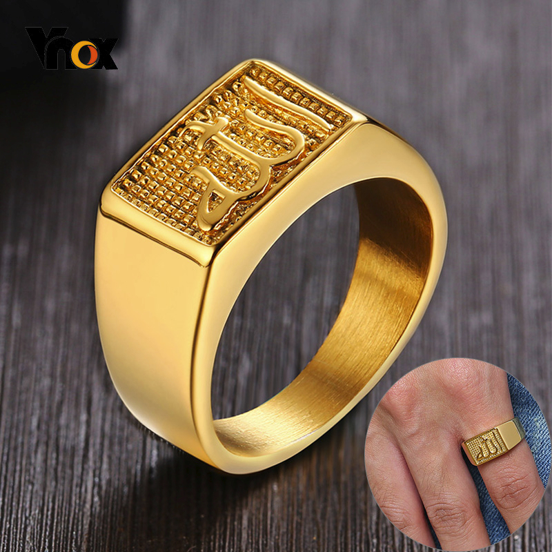 Vnox Square Top Ring for Men Gold Tone Stainless Steel Signet Rings Stylish Casual Letter Stamp Anel
