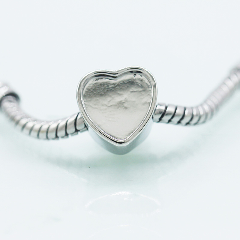 New blank heart photo bead European picture memory Charms with clear glass coverFit Pandora Chamilia Biagi Bracelet
New blank heart photo bead European picture memory Charms with clear glass coverFit Pandora Chamilia Biagi Bracelet