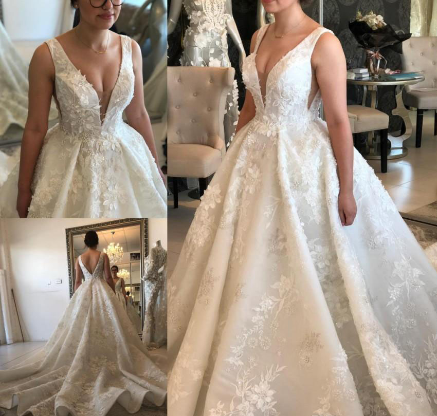 High Quality New Arrival Long Wedding Dress A Line Deep V Neck Lace Flowers Country Summer Garden Bridal Gown Custom Made Plus Size