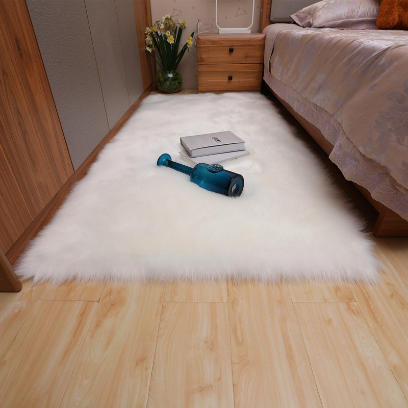 Long Velvet Carpet Living Room Bedroom Bedside Plush Blanket Window White Wool-like Fabric Bay Window Customized Floor Mat Rugs, As picture
Long Velvet Carpet Living Room Bedroom Bedside Plush Blanket Window White Wool-like Fabric Bay Window Customized Floor Mat Rugs, As picture