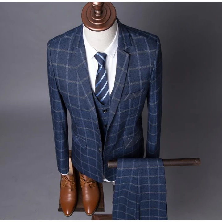 2020 Three Piece Groom Suits Wedding Wear Plaid Shawl Lapel Groom Suit Custom Made Wedding Tuxedos