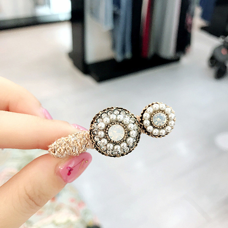 Simple Girl Hair Pins Adult Vintage Style Rhinestone Small Duckbill Hair Clips Barrette Fashion Women Accessories
Simple Girl Hair Pins Adult Vintage Style Rhinestone Small Duckbill Hair Clips Barrette Fashion Women Accessories