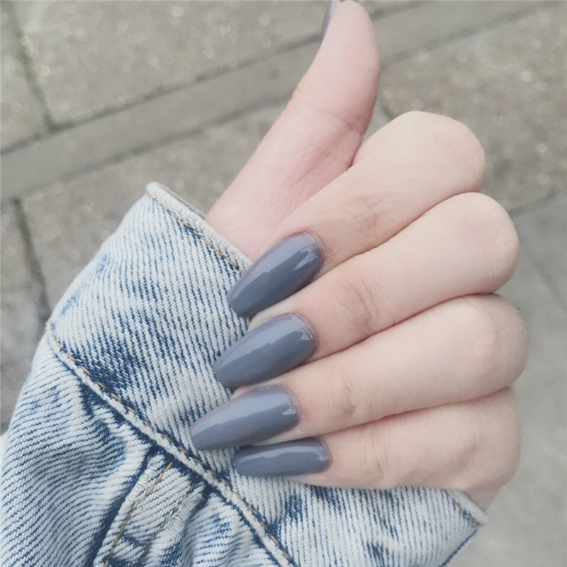 24pcs Fashion Ins Simple Style Fake Nails Glue On Nails Shiny Gray Solid Color Full cover Tips Long Square Head Artificial Nail, Red;gold
24pcs Fashion Ins Simple Style Fake Nails Glue On Nails Shiny Gray Solid Color Full cover Tips Long Square Head Artificial Nail, Red;gold