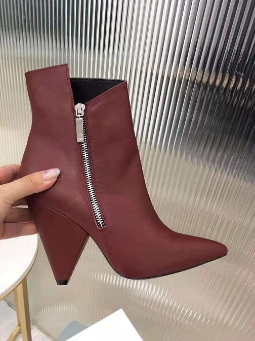 Woman Paris Niki Zip Booties Black Red Genuine Leather Fashion Niki Boots Wedge New Shoes 35-39 
Woman Paris Niki Zip Booties Black Red Genuine Leather Fashion Niki Boots Wedge New Shoes 35-39