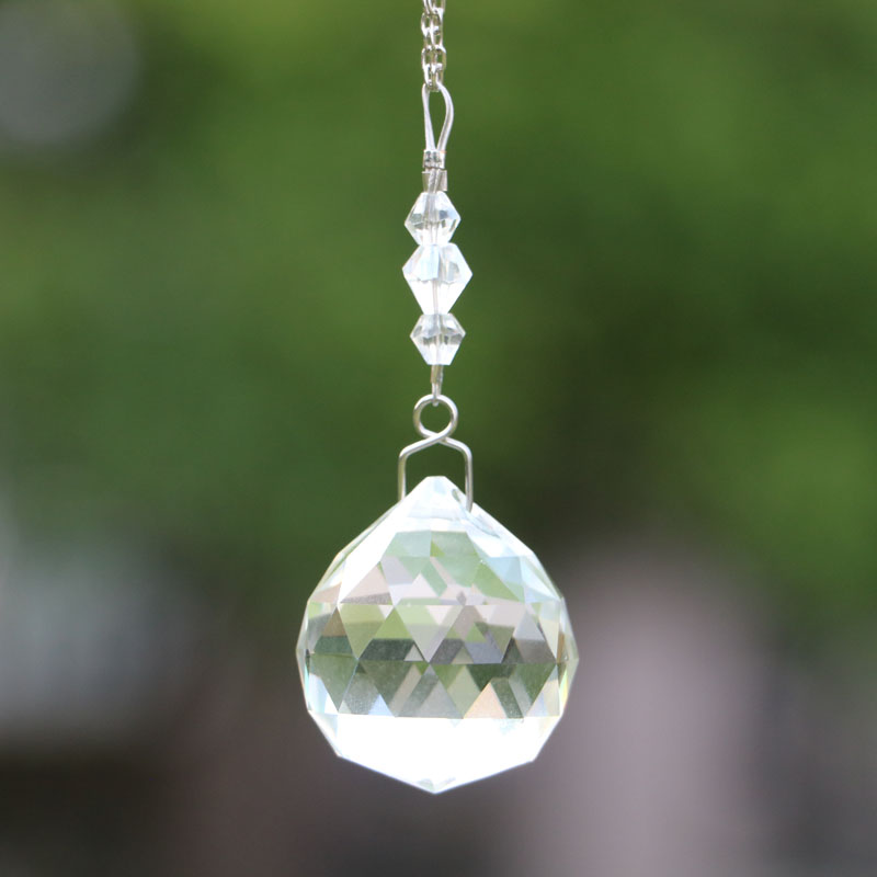 5PCS Crystal Chakra Color Necklace Suncatcher Ball Pendant on Silver Plated Chain 20mm 30mm 40mm W103
5PCS Crystal Chakra Color Necklace Suncatcher Ball Pendant on Silver Plated Chain 20mm 30mm 40mm W103