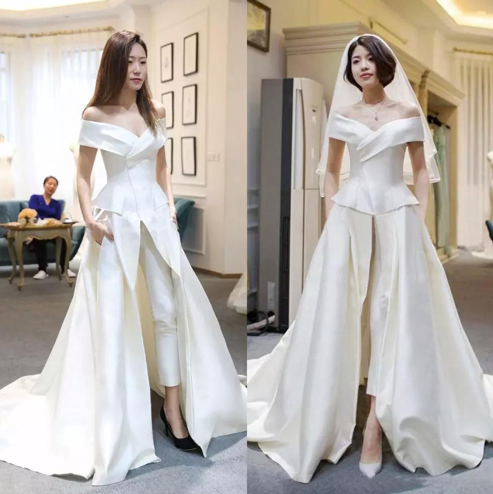 Vintage Wedding Dresses Off The shoulder Satin Bridal Jumpsuits Sleeveless Pants Overskirt Bridal Gowns Formal Wedding Guest Party Dresses, Chocolate
Vintage Wedding Dresses Off The shoulder Satin Bridal Jumpsuits Sleeveless Pants Overskirt Bridal Gowns Formal Wedding Guest Party Dresses, Chocolate