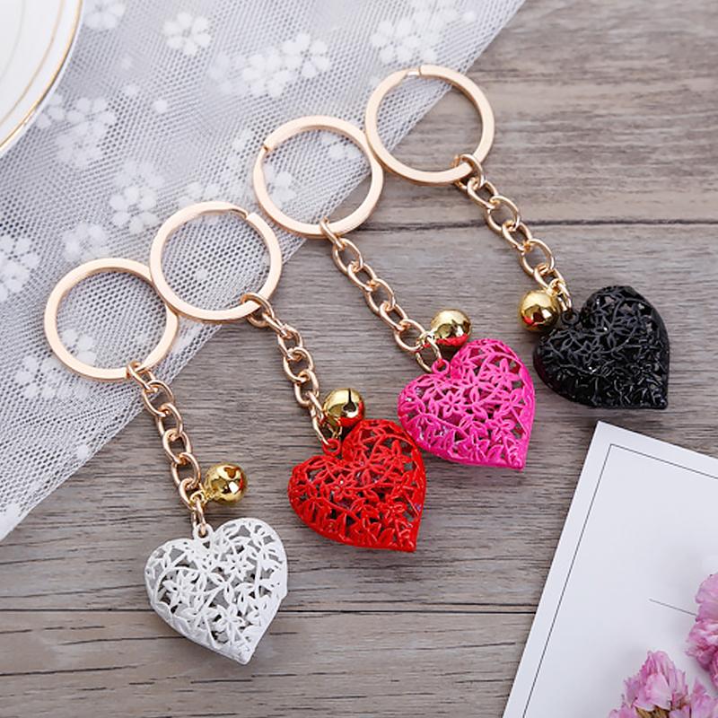 Hollow Heart Keychains Fashion Charm Cute Purse Bag Pendant Car Keyring Chain Ornaments Hanging Valentine's Day Gift Key Chains