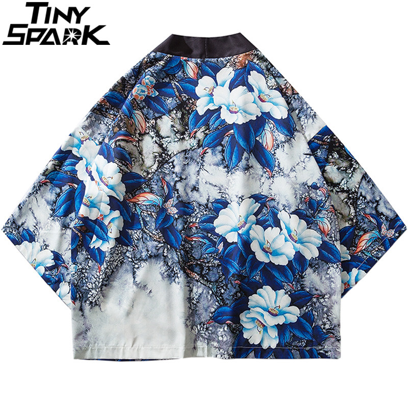Harajuku Floral Kimono Jacket Japanese Hip Hop Men Streetwear Jacket Blue Leaves Flower Print 2020 Summer Thin Gown Japan Style, A2270030
Harajuku Floral Kimono Jacket Japanese Hip Hop Men Streetwear Jacket Blue Leaves Flower Print 2020 Summer Thin Gown Japan Style, A2270030