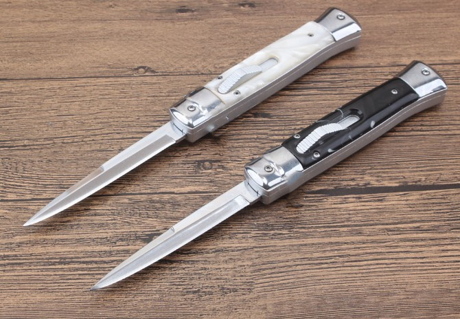 High recommend 9 inch Italian Mafia Alex 440C AU matic knife camping Collecting hunting knife knives copies 1pcs freeshipping
High recommend 9 inch Italian Mafia Alex 440C AU matic knife camping Collecting hunting knife knives copies 1pcs freeshipping