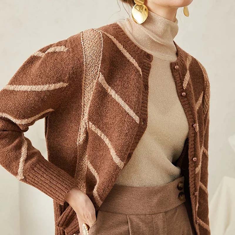 Women Sweater 2019 Autumn / Winter Mohair Wool Striped Round Neck Sweater Cardigan, Black
Women Sweater 2019 Autumn / Winter Mohair Wool Striped Round Neck Sweater Cardigan, Black