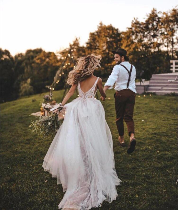 2019 Sexy Lace Deep V Neck Backless Beach Wedding Dress Sweep Train Tulle Sleeveless Boho Bridal Dresses, Dark green
2019 Sexy Lace Deep V Neck Backless Beach Wedding Dress Sweep Train Tulle Sleeveless Boho Bridal Dresses, Dark green