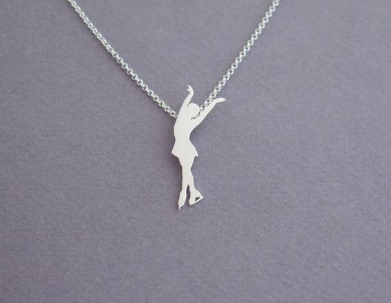 30pcs Sports Fever Skater Girl Athlete Necklace Ice Skater Heel Cross Charm Pendant Necklace Jewelry Gift for Besties
30pcs Sports Fever Skater Girl Athlete Necklace Ice Skater Heel Cross Charm Pendant Necklace Jewelry Gift for Besties