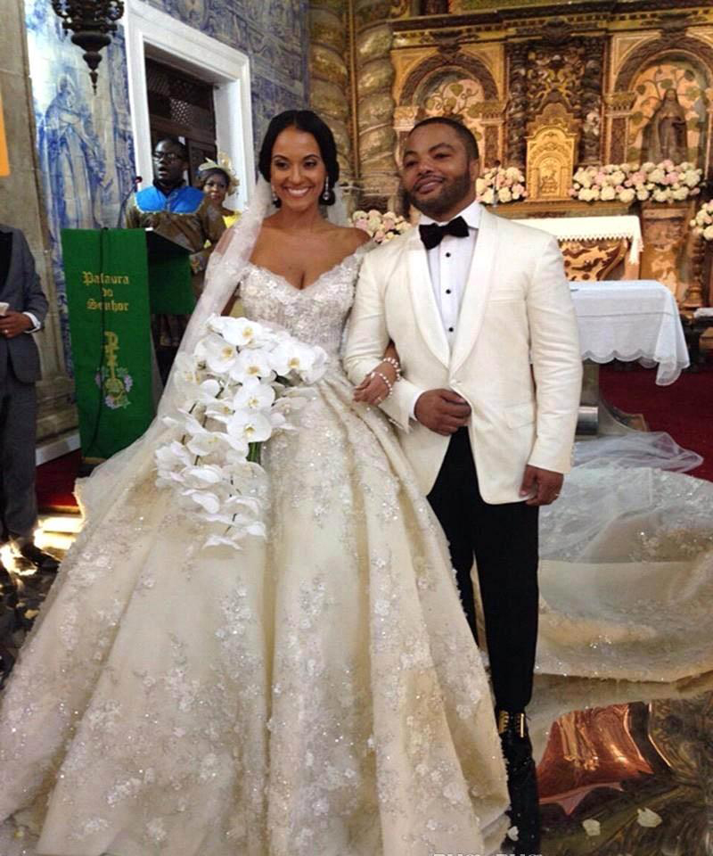 New Princess Off the Shoulder Wedding Dresses 2019 Luxurious Appliques Church Formal Bride Bridal Gowns Plus Size Custom Made