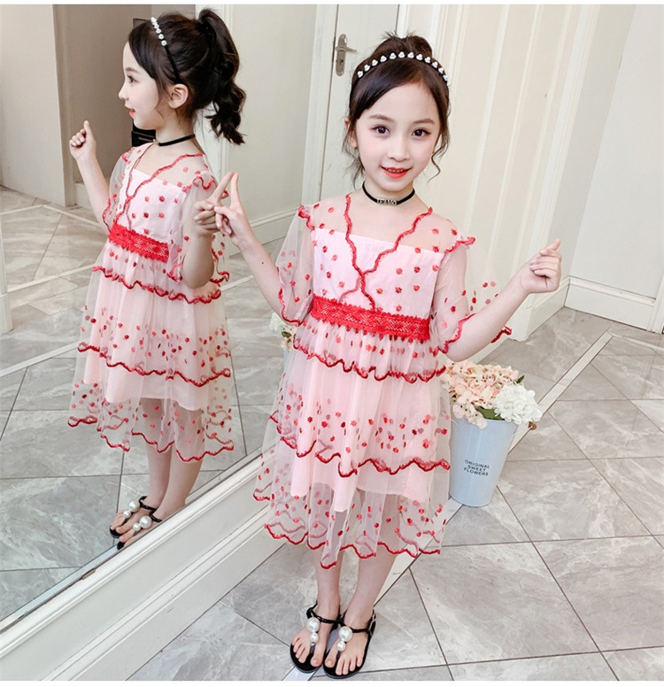 New 5-10 year old girl dress summer fashion cute princess dress polka dot cake little girl princess children's, Red
New 5-10 year old girl dress summer fashion cute princess dress polka dot cake little girl princess children's, Red