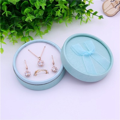 Multicolor Round Ribbon Jewelry Box Gift Boxes With Bow Knot for Necklace Ring Bracelet Jewelry Display Box Fixed Mixed
Multicolor Round Ribbon Jewelry Box Gift Boxes With Bow Knot for Necklace Ring Bracelet Jewelry Display Box Fixed Mixed