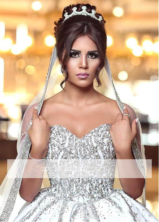 Luxury Arabic Sweetheart Satin Ball Gown Wedding Dresses Beaded Stones Sweep Train Wedding Bridal Gowns