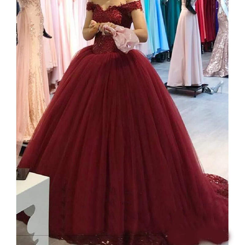 Burgundy Prom Dresses Lace Appliqued Custom Made Puffy Tulle Ball Gowns Plus Size Black Girls Formal Evening Gown