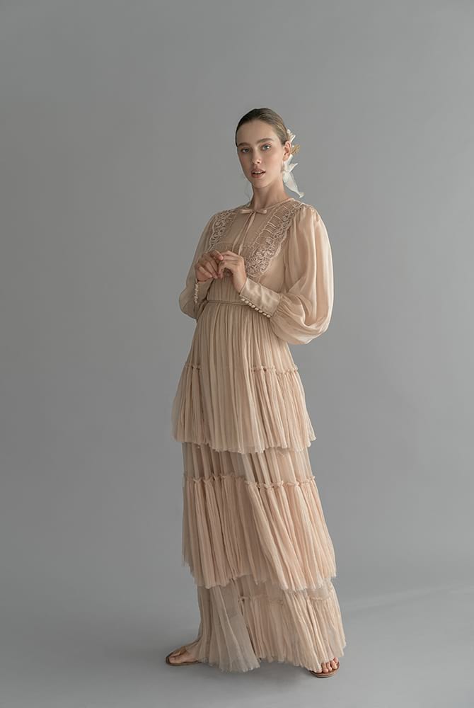 Modern A Line Chana Marelus Wedding Dresses Jewel Neck Long Sleeve Tulle Lace Applique Sash Tiers Wedding Gowns Ankle Length robe de mariée