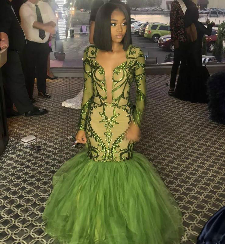 Olive Green Black Girl Mermaid Prom Dresses Long Sleeves Sheer Plunging Neck Plus Size Evening Gowns Sequined Floor Length Lace Formal Dress