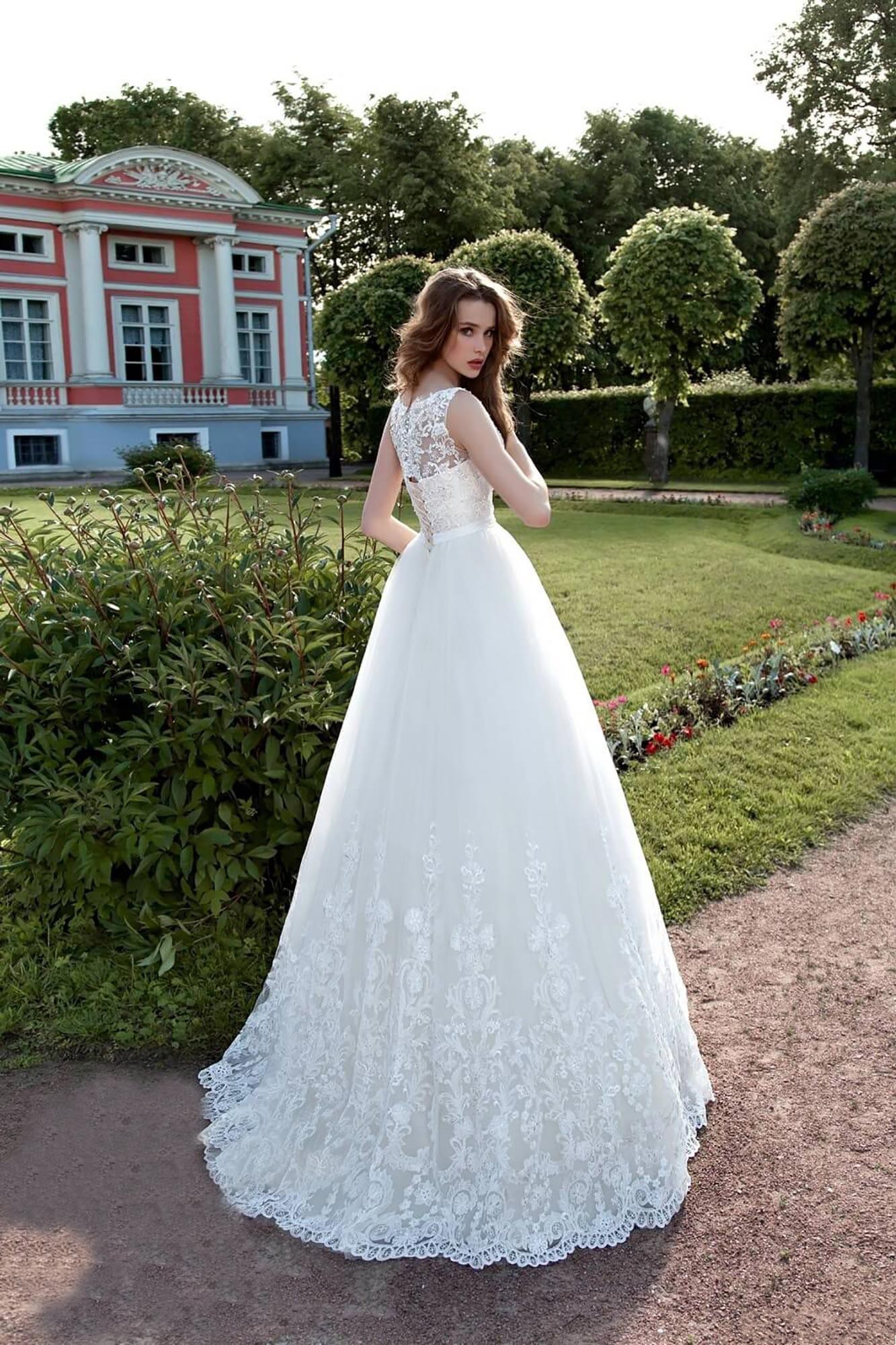 A Plus Size Line Dresses Bateau Neck Long Illusion Sleeves Lace Appliques Bridal Gowns Sweep Train Wedding Dress Vestidos De Noiva ppliques