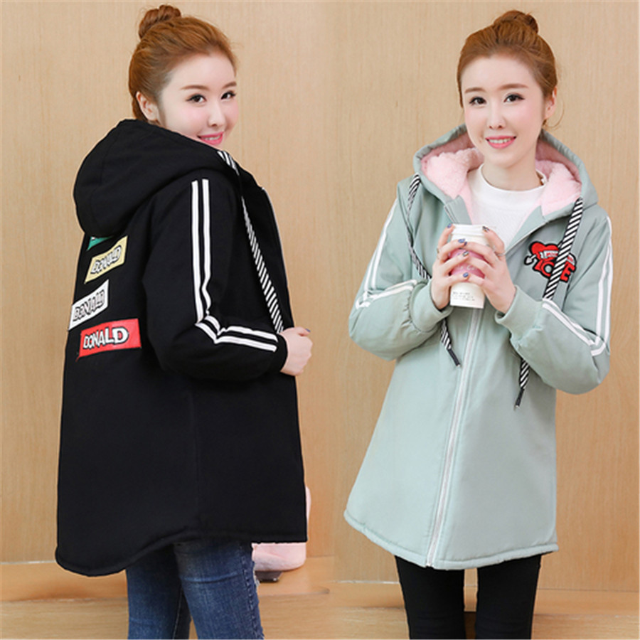 2019 new ladies Korean version of the loose imitation lamb hair in the long section of women' cotton coat, Black
2019 new ladies Korean version of the loose imitation lamb hair in the long section of women' cotton coat, Black