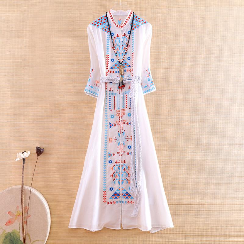 Hi-end Spring Summer 2020 Women Cheongsam Embroidery Slim Elegant Lady Chinese Style A-line Party Qiapo Dress S-XXL
Hi-end Spring Summer 2020 Women Cheongsam Embroidery Slim Elegant Lady Chinese Style A-line Party Qiapo Dress S-XXL