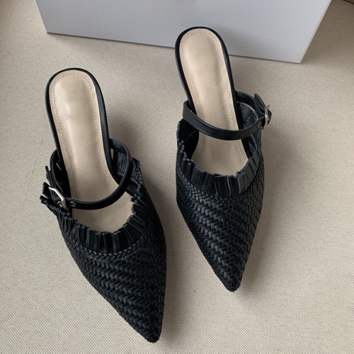 Hot fashion new women's stiletto sandals summer high heels party ankle belt skirt 100% leather woven women's sandals34-42, Black slipper
Hot fashion new women's stiletto sandals summer high heels party ankle belt skirt 100% leather woven women's sandals34-42, Black slipper