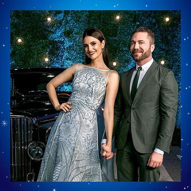 2020 New Arrival Evening A Line Jewel Neck Sleeveless Formal Dresses Floor Length Backless Plus Size Party Gown 0431