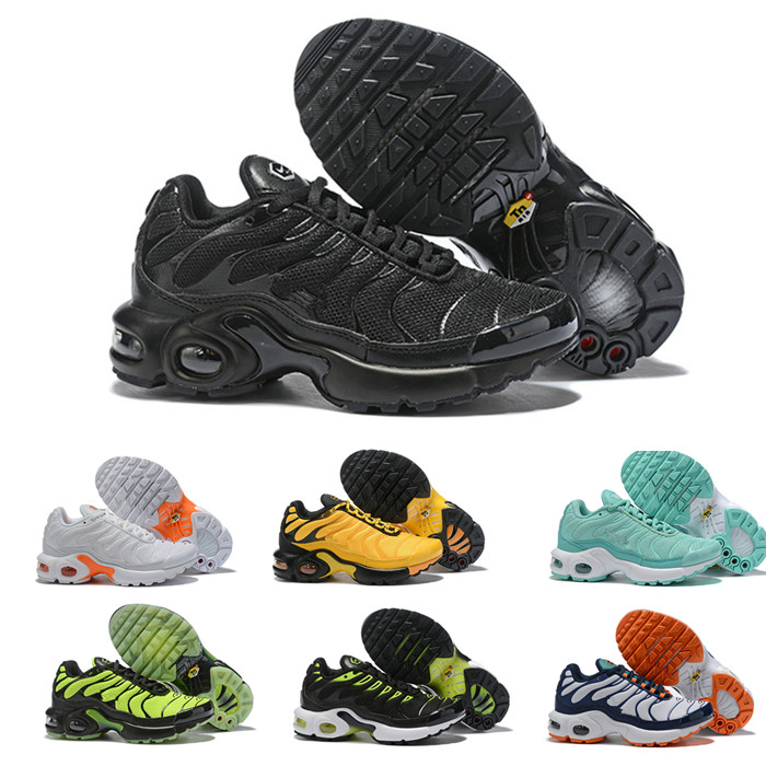 2020 New TN Plus Kids Running Shoes Black White for Boys Girls Tns Designer Sports Sneakers Youth Running Trainers des chaussures Size 28-35
2020 New TN Plus Kids Running Shoes Black White for Boys Girls Tns Designer Sports Sneakers Youth Running Trainers des chaussures Size 28-35