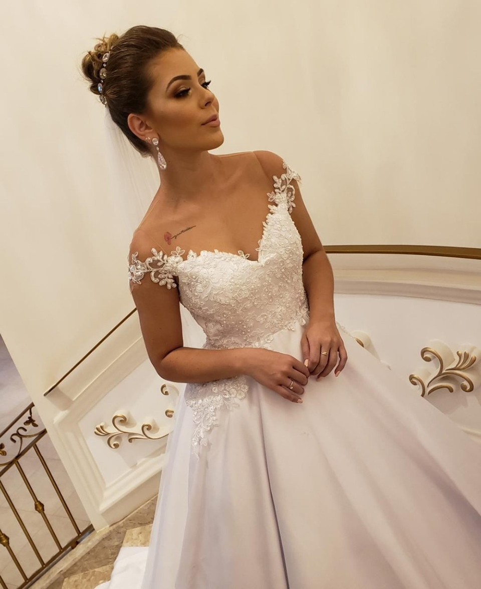 Vestido De Noiva Elegant Beaded Lace Appliques Wedding Dresses Long Sexy V-Neck A-Line Wedding Gowns Robe De Mariee