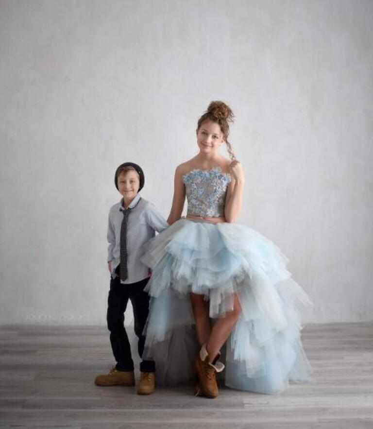 Cute High Low Flower Girl Dresses For Wedding Lace Appliqued Boho First Communion Gowns Strapless A-Line Girls Pageant Dress