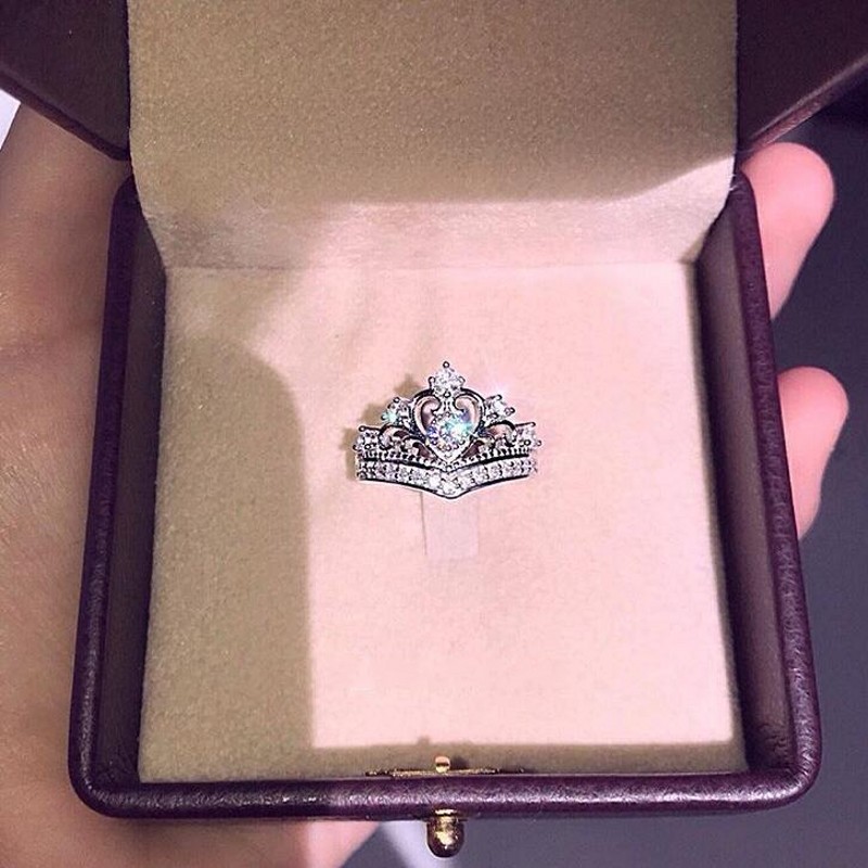 Sparkling Ins Top Sell Lovely Fine Jewelry 925 Sterling Silver Crown Ring White Topaz CZ Diamond Promise Women Wedding Bridal Ring Gift