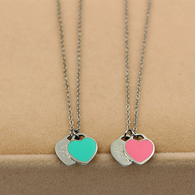 18K gold titanium peach heart necklace pendant Stainless steel heart Love shaped necklace short female jewelry
18K gold titanium peach heart necklace pendant Stainless steel heart Love shaped necklace short female jewelry