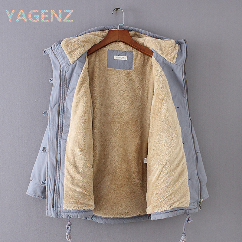 Fashion Winter Lambswool Women Hooded Jacket Large size Loose Medium long Outerwear Warm Thick Female Winter cotton Coat 2XL-5XL, Gray blue
Fashion Winter Lambswool Women Hooded Jacket Large size Loose Medium long Outerwear Warm Thick Female Winter cotton Coat 2XL-5XL, Gray blue