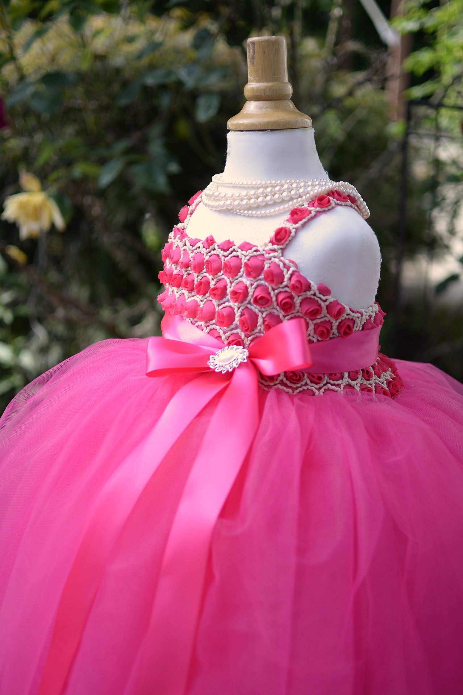 ball gown flower girls dresses beading spaghetti hand made flower dress puffy kids birthday party wear