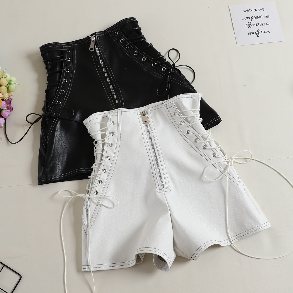Kpop Faux Leather Shorts Europe And America Fashion New Black Wild Bandage Faux Leather Shorts Girls High Waist A-line PU Short, White
Kpop Faux Leather Shorts Europe And America Fashion New Black Wild Bandage Faux Leather Shorts Girls High Waist A-line PU Short, White