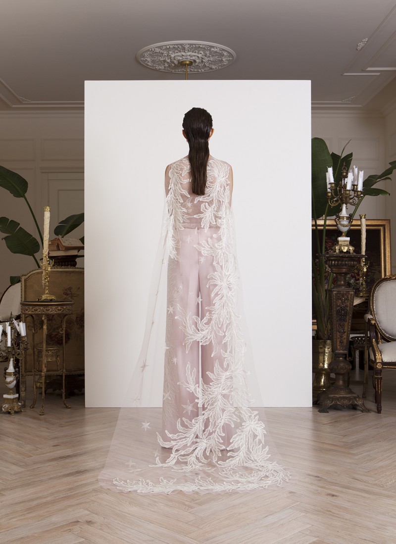 Azzi Osta 2019 Jumpsuits Prom Dresses With Cape Illusion Neck Lace Appliqued Celebrity Party Gowns Dubai Satin Evening Dress