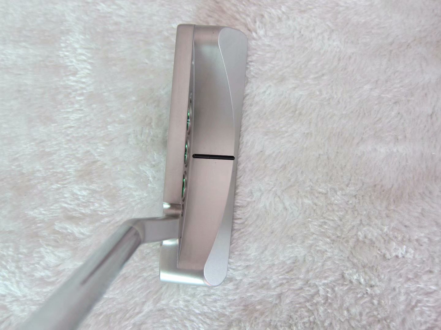 Brand New 2018 MASTERS Putter HAND CRAFTED MASTERS 2018 Golf Putter Golf Clubs 33/34/35 Inch Steel Shaft With Head Cover
Brand New 2018 MASTERS Putter HAND CRAFTED MASTERS 2018 Golf Putter Golf Clubs 33/34/35 Inch Steel Shaft With Head Cover