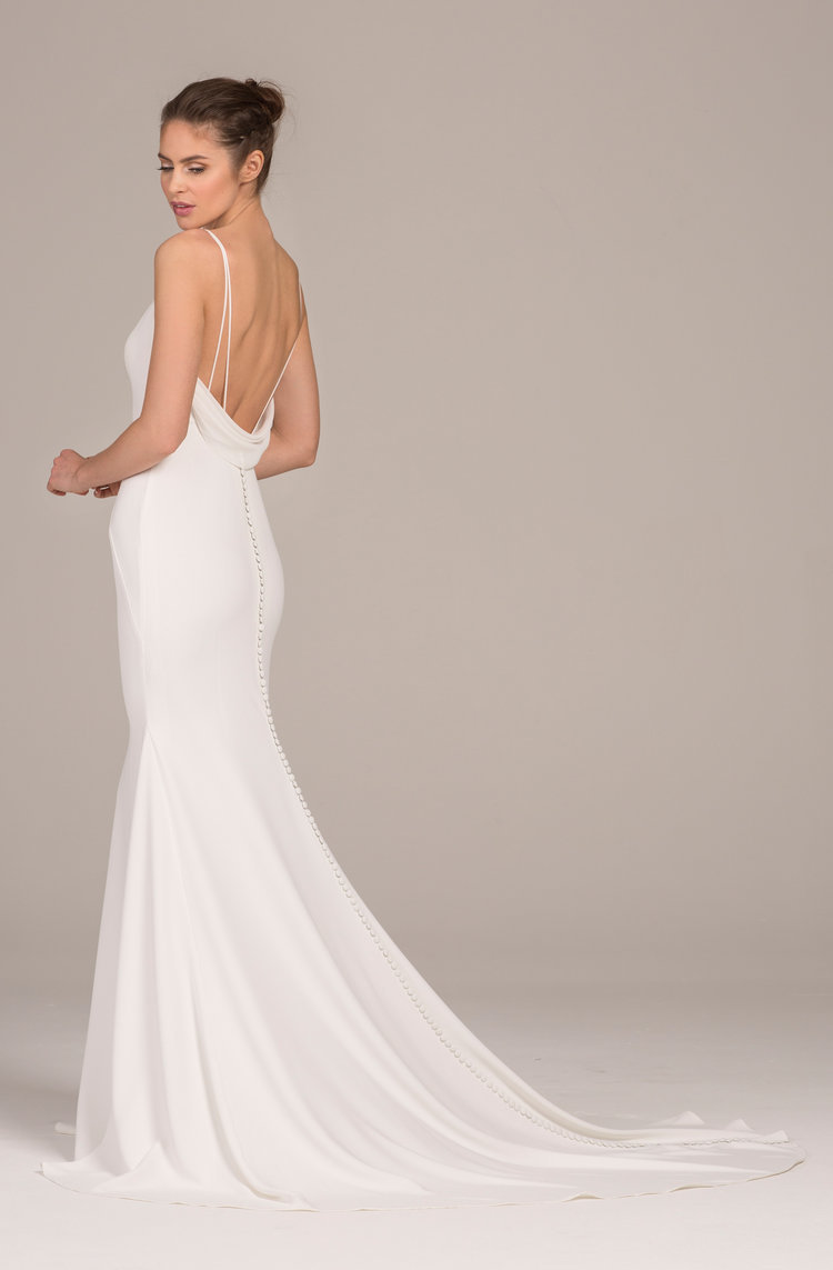 2019 White Sexy Deep V Neck Mermaid Evening Dresses Open Back Party Gowns Simple Floor Length Prom Dresses