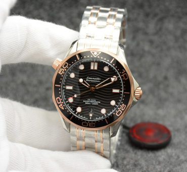 New Style 42MM Top 2813 Automatic Outdoor Mens Watches Watch Rose Gold Case Black Dial With Black Rotatable Bezel Transparent Case Back, Slivery;brown
New Style 42MM Top 2813 Automatic Outdoor Mens Watches Watch Rose Gold Case Black Dial With Black Rotatable Bezel Transparent Case Back, Slivery;brown