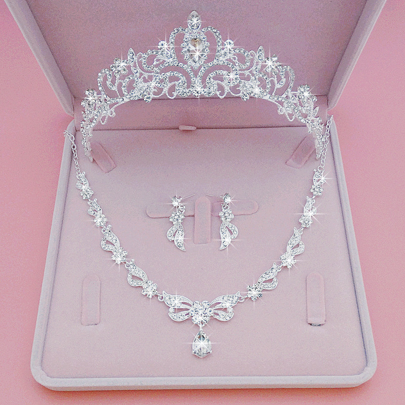 Bridal Tiara Necklace Earrings Three Pieces Crown Wedding Accessories Bridal Set Headpieces Jewelry Sets for Bride
Bridal Tiara Necklace Earrings Three Pieces Crown Wedding Accessories Bridal Set Headpieces Jewelry Sets for Bride