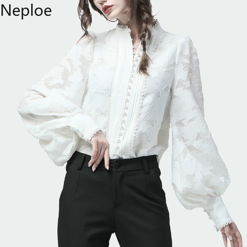 Neploe Fashion Lantern Long Sleeve Lace Shirt 2020 New Stand Neck Korean Women Tops Elegant White Office Wear Blouses 58888
Neploe Fashion Lantern Long Sleeve Lace Shirt 2020 New Stand Neck Korean Women Tops Elegant White Office Wear Blouses 58888