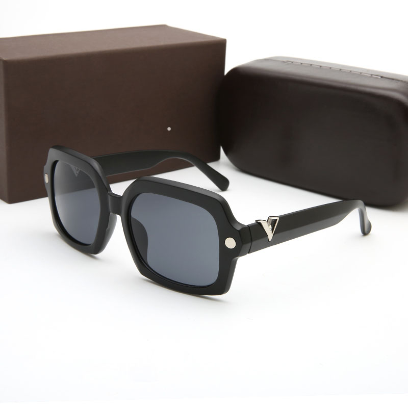 2019 Fashion Luxury Sunglasses Brand Designer Sunglasses Women Classic Big Frame Sun Glasses 100% UV Protection Eyeglasses 7 Colors
2019 Fashion Luxury Sunglasses Brand Designer Sunglasses Women Classic Big Frame Sun Glasses 100% UV Protection Eyeglasses 7 Colors