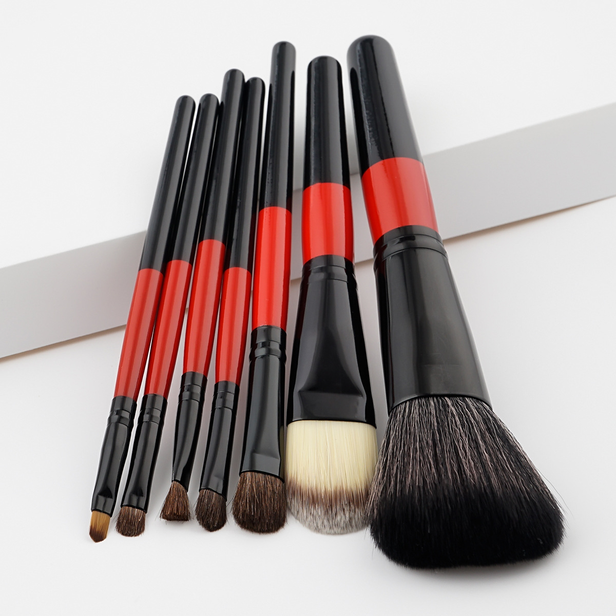 Professional 7Pcs Makeup brushes set for Eye shadow Blush cosmetics wood handle soft nylon hair make-up accessories 6sets/lot drop shipping