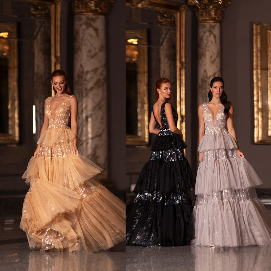 A Line Prom Dresses V Neck Sleeveless Sequins Tiered Tulle Party Gowns Floor Length Prom Gowns, Dark green
A Line Prom Dresses V Neck Sleeveless Sequins Tiered Tulle Party Gowns Floor Length Prom Gowns, Dark green