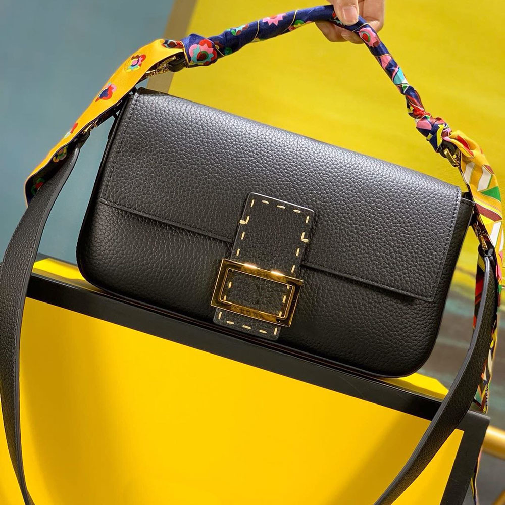 2020 hot sales Fashion brand luxury shoulder bag designer handbags designer bag double F fashion Baguette bag leather bags free shipping, Pink
2020 hot sales Fashion brand luxury shoulder bag designer handbags designer bag double F fashion Baguette bag leather bags free shipping, Pink