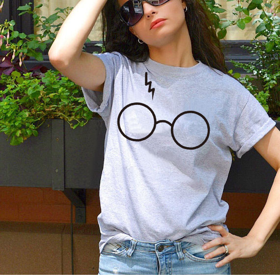 Designer Womens T-shirt Luxury Womens Short Sleeve New Brand Shirt with Eye Print LooseT-Shirt Casual and Cute Style Size -2xl Wholesales0, Black
Designer Womens T-shirt Luxury Womens Short Sleeve New Brand Shirt with Eye Print LooseT-Shirt Casual and Cute Style Size -2xl Wholesales0, Black